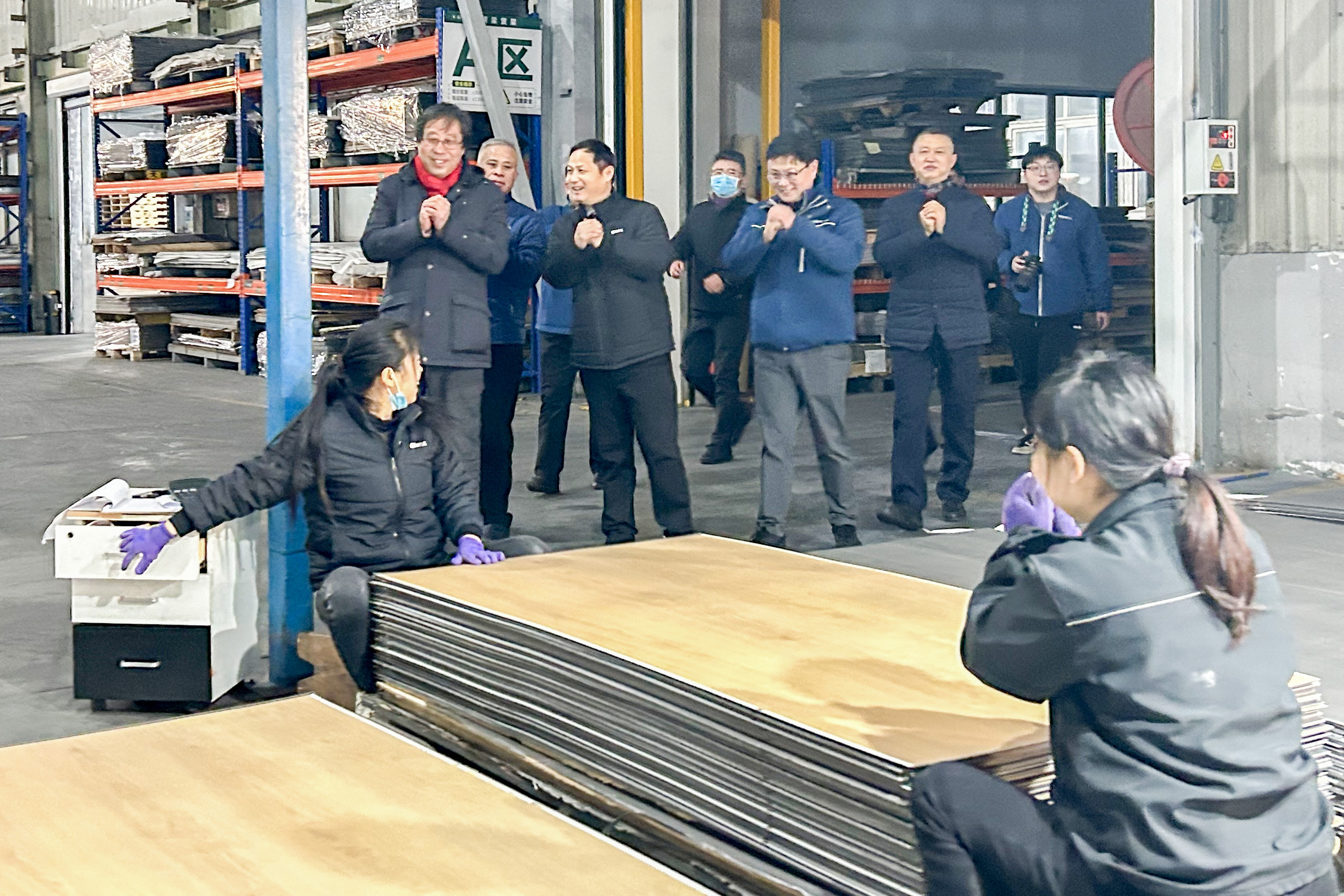 祥蛇映春晖 新岁启新程——巨人工业园喜迎开工