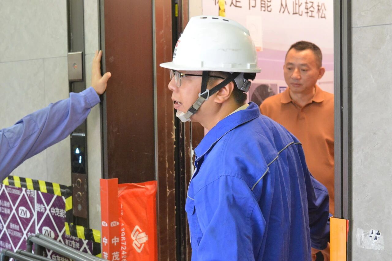 文明乘梯进小区，美好生活共守护——巨龙电梯安全知识科普及应急演练活动